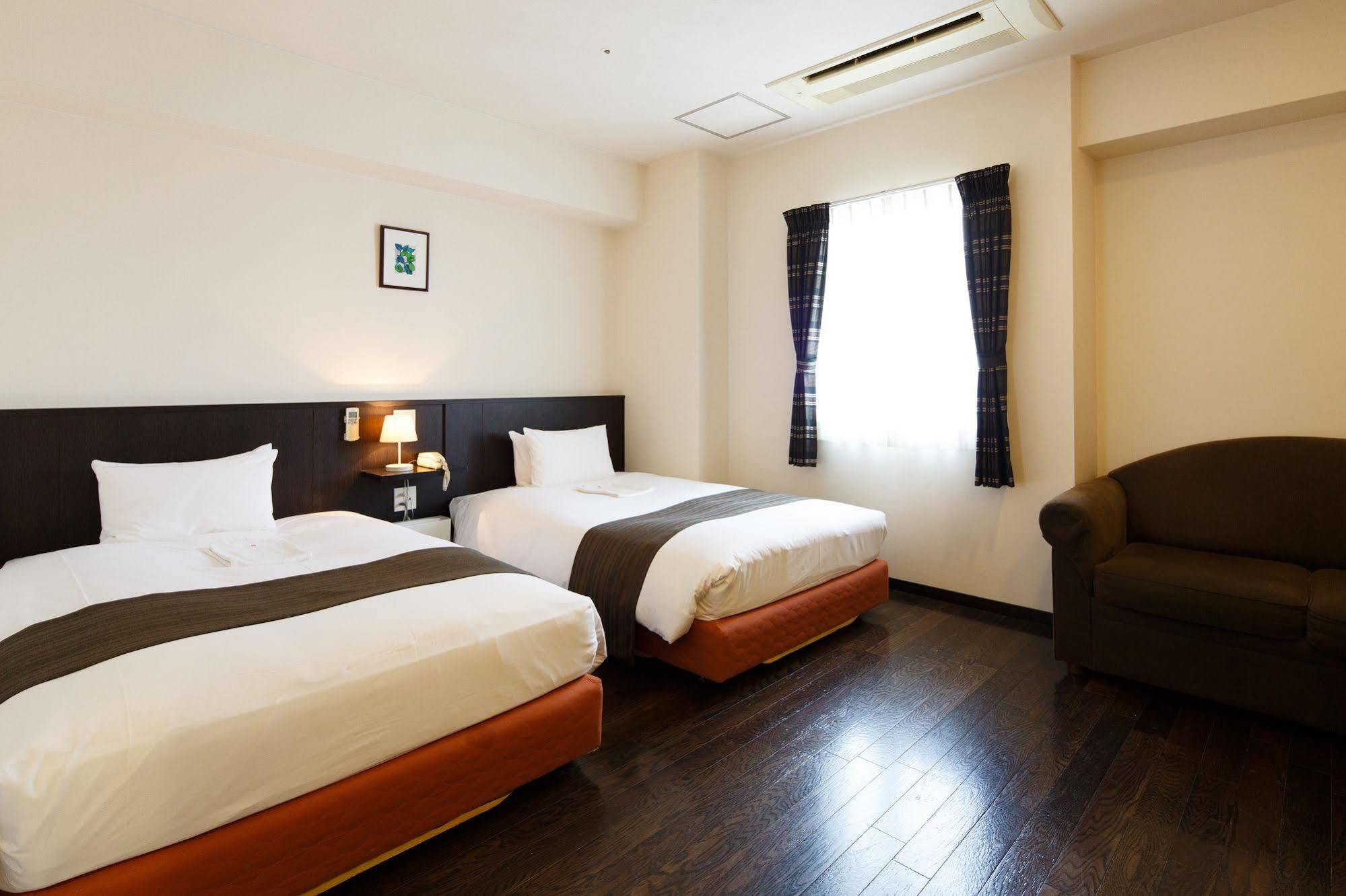 The Onefive Osaka Midosuji Hotel Bagian luar foto